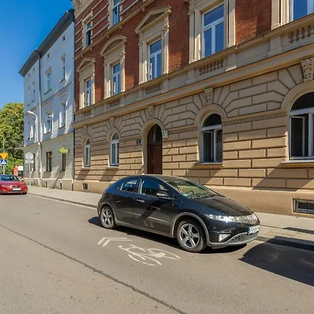 Strzelecka Old Town Cracow By Renters Prestige Διαμέρισμα Krasków